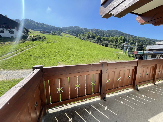 _lv_images__lot_0000970303_03_7652731