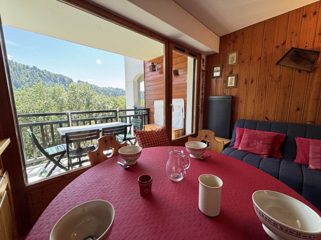 _lv_images__lot_0000970306_07_7265980