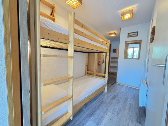 _lv_images__lot_0000970306_12_7089061 _lv_images__lot_0000970306_12_7089061