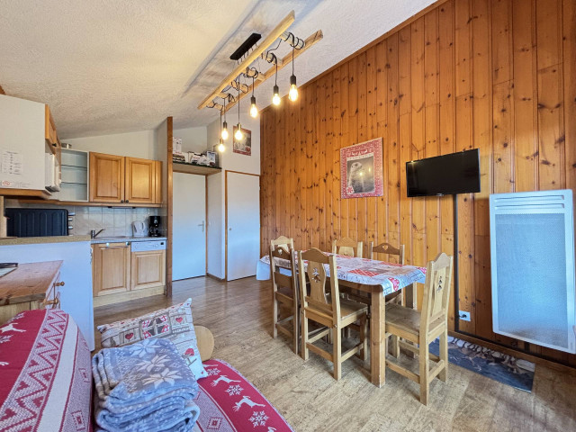 _lv_images__lot_0000970324_01_6923324 _lv_images__lot_0000970324_01_6923324