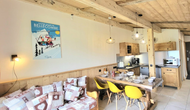 _lv_images__lot_0000970327_10_6946642