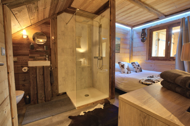 _lv_images__lot_0000970334_08_7745261