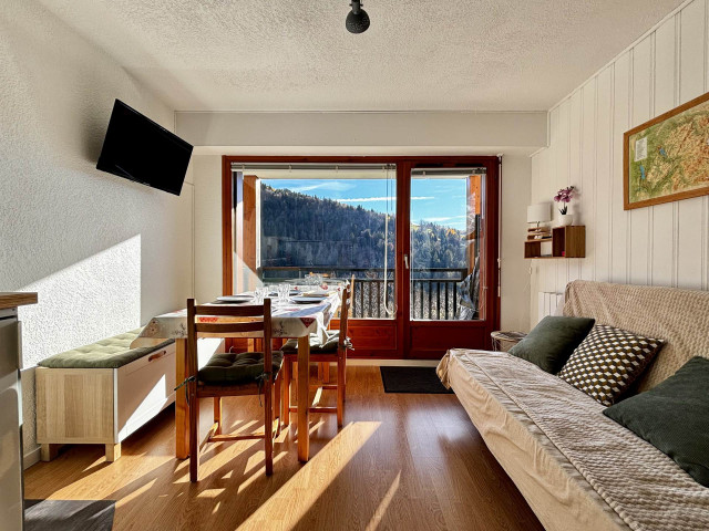 _lv_images__lot_0000970339_14_6940379 _lv_images__lot_0000970339_14_6940379