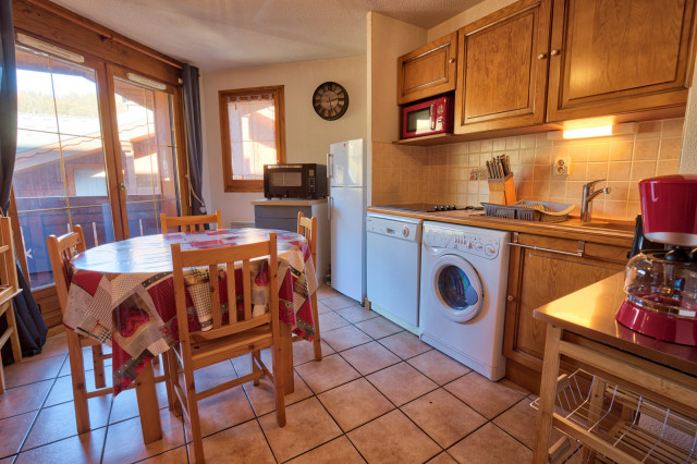 _lv_images__lot_0000970340_02_7282904