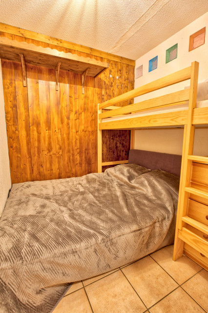 _lv_images__lot_0000970340_06_7231495 _lv_images__lot_0000970340_06_7231495