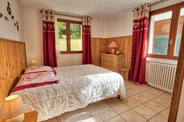 _lv_images__lot_0000970342_04_7531692