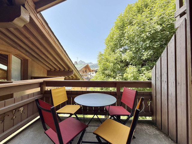 _lv_images__lot_0000970347_01_7720432