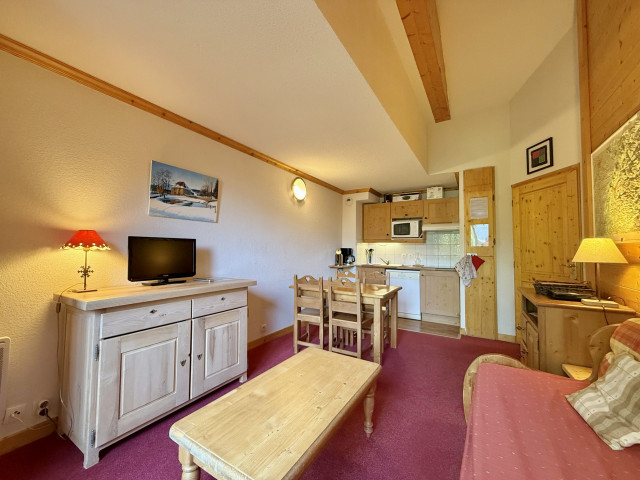 _lv_images__lot_0000970347_02_7756395