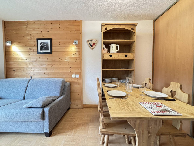 _lv_images__lot_0000970348_03_7658823 _lv_images__lot_0000970348_03_7658823