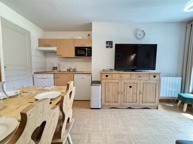 _lv_images__lot_0000970348_07_7512679