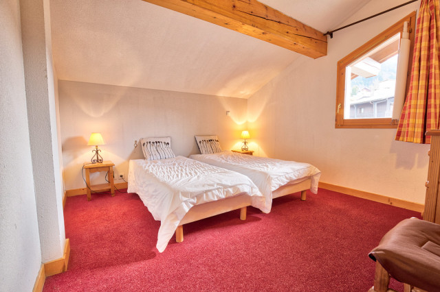 _lv_images__lot_0000970352_09_7238208