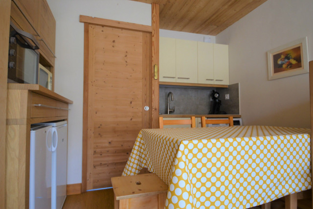 _lv_images__lot_0000970355_02_7431571