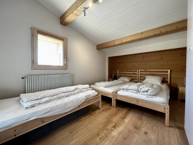 _lv_images__lot_0000970360_11_7486404