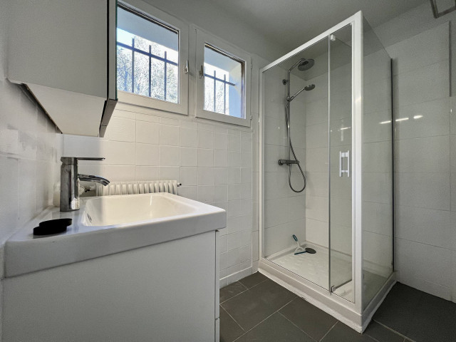 _lv_images__lot_0000970360_12_7486406