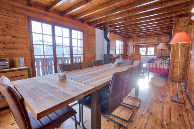 _lv_images__lot_0000970369_01_7107299