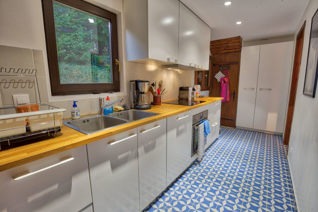 _lv_images__lot_0000970369_03_7707062