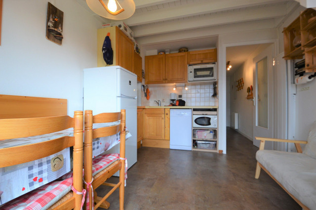 _lv_images__lot_0000970370_01_7464667