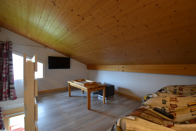 _lv_images__lot_0000970370_08_7502657