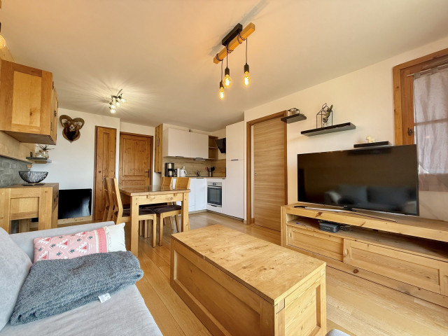 _lv_images__lot_0000970387_01_7552967