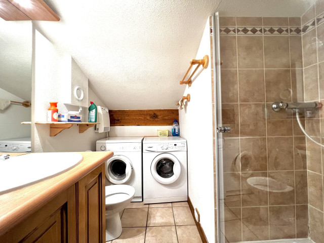 _lv_images__lot_0000970388_11_7181336