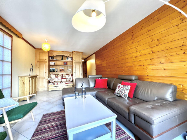 _lv_images__lot_0000970390_06_7181309