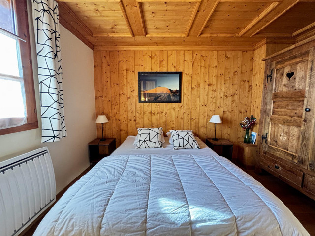 _lv_images__lot_0000970390_07_7485770