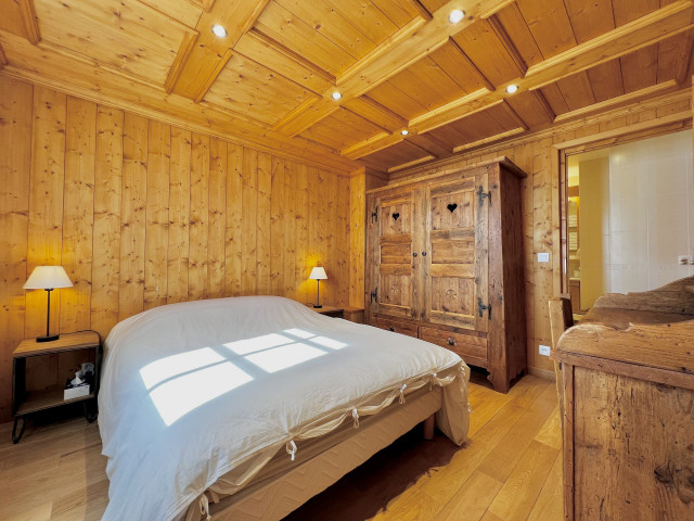 _lv_images__lot_0000970390_08_7187585