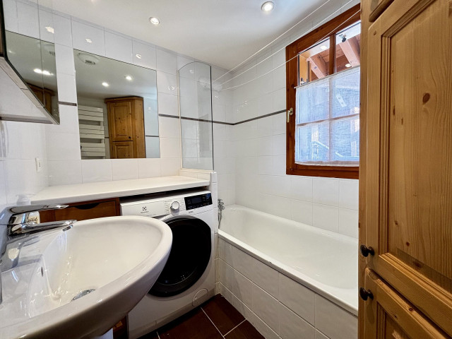 _lv_images__lot_0000970390_11_7242237