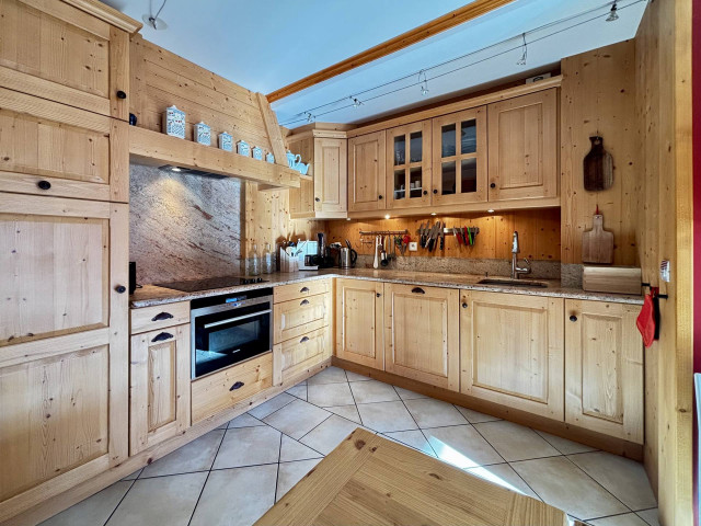 _lv_images__lot_0000970390_16_7396266 _lv_images__lot_0000970390_16_7396266