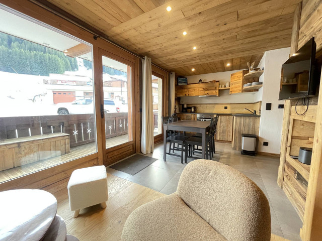 _lv_images__lot_0000970391_09_7535903