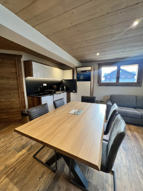 _lv_images__lot_0000970395_03_7353593 _lv_images__lot_0000970395_03_7353593