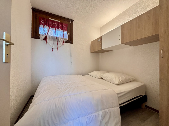 _lv_images__lot_0000970398_10_7663730 _lv_images__lot_0000970398_10_7663730