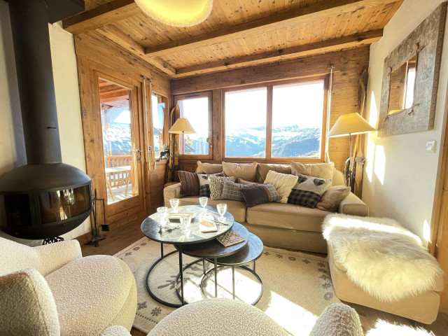 _lv_images__lot_0000970400_01_7690135