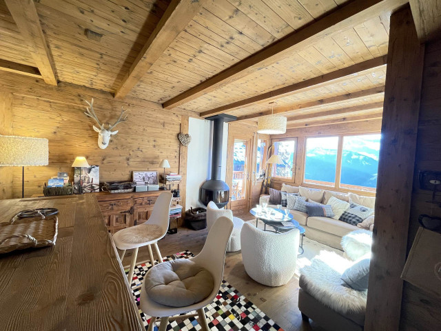 _lv_images__lot_0000970400_11_7601857