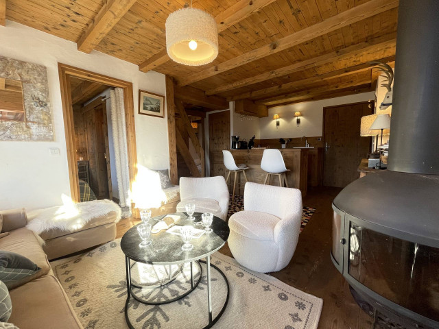 _lv_images__lot_0000970400_16_7690150