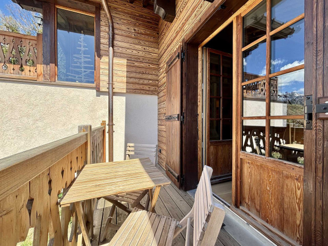 _lv_images__lot_0000970401_11_7756725