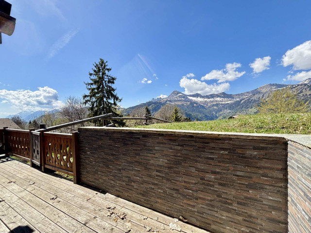 _lv_images__lot_0000970402_06_7825142