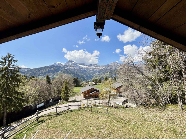 _lv_images__lot_0000970402_14_7791573
