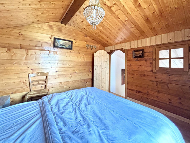 _lv_images__lot_0000970402_16_7757593