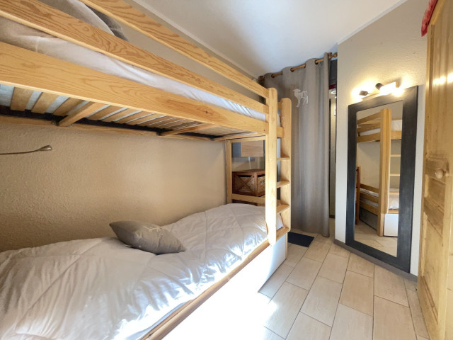 _lv_images__lot_0000970403_09_7681723 _lv_images__lot_0000970403_09_7681723