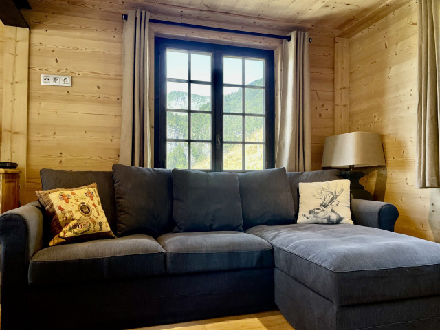 _lv_images__lot_0000970405_04_6909446 _lv_images__lot_0000970405_04_6909446