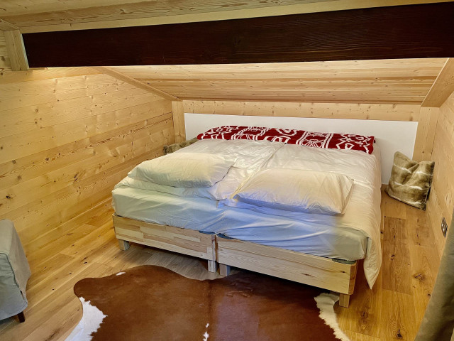 _lv_images__lot_0000970405_13_7501361