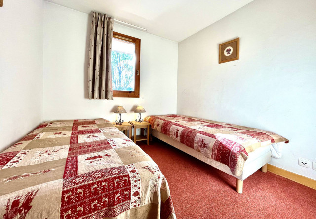 _lv_images__lot_0000970408_08_7401452 _lv_images__lot_0000970408_08_7401452