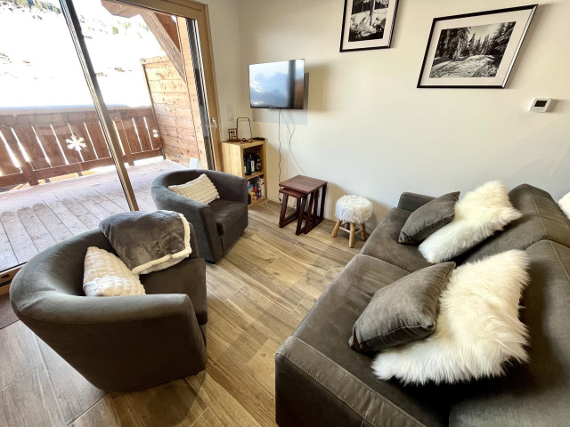 _lv_images__lot_0000970414_08_7215107