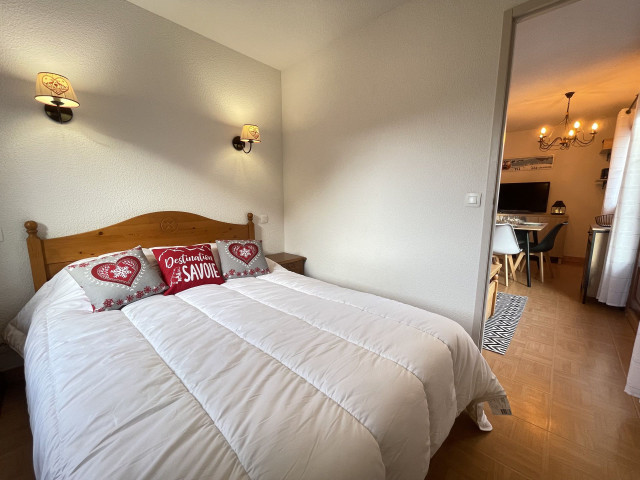 _lv_images__lot_0000970416_06_7340768