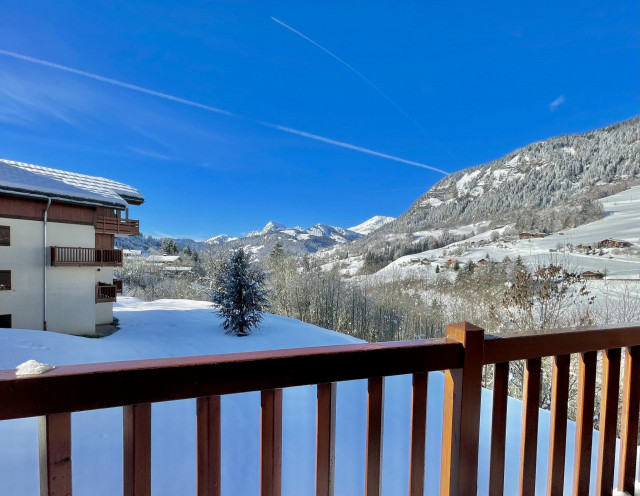 _lv_images__lot_0000970421_02_7503797