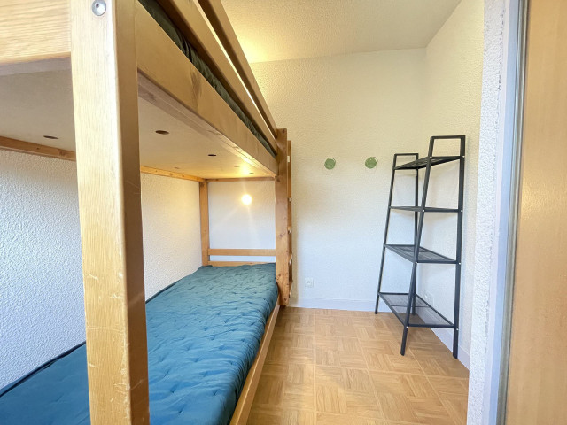 _lv_images__lot_0000970425_05_7636408 _lv_images__lot_0000970425_05_7636408