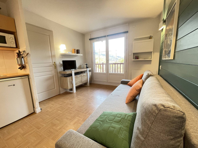 _lv_images__lot_0000970425_07_8438289