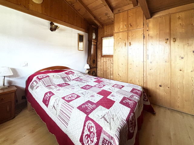 _lv_images__lot_0000970428_09_6919163