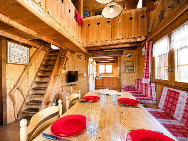 _lv_images__lot_0000970428_09_8387362